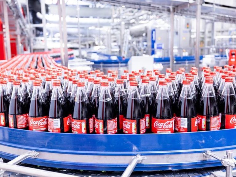 سرمایه‌گذاری CoCa-Cola برای تولید بطری‌های شیشه‌ای برگشت‌پذیر